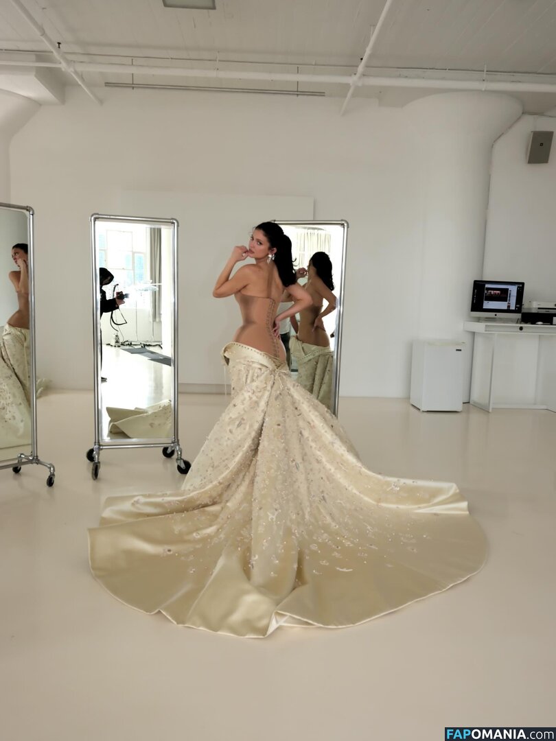 Kylie Jenner / https: / kyliejenner / kyliejenner.2 Çıplak OnlyFans  Sızdırılmış Fotoğraf #84