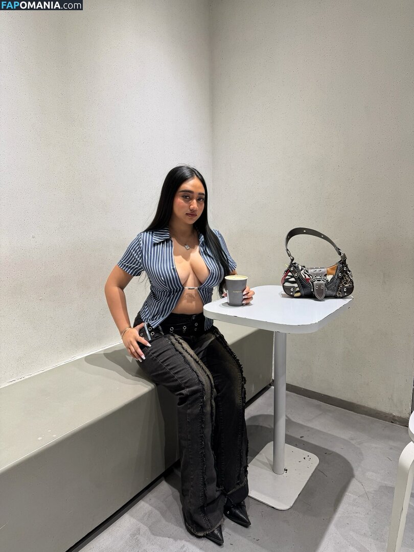 Kyrah Umadhay / kyrahshane Çıplak OnlyFans  Sızdırılmış Fotoğraf #13