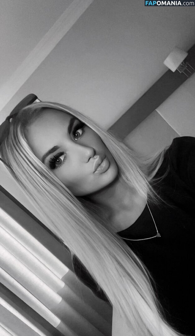 LaceyMilliexoxo / UK Çıplak OnlyFans  Sızdırılmış Fotoğraf #9
