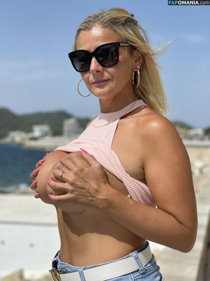 Lady Dina / lady.diana._ / ladydina16 Çıplak OnlyFans  Sızdırılmış Fotoğraf #5