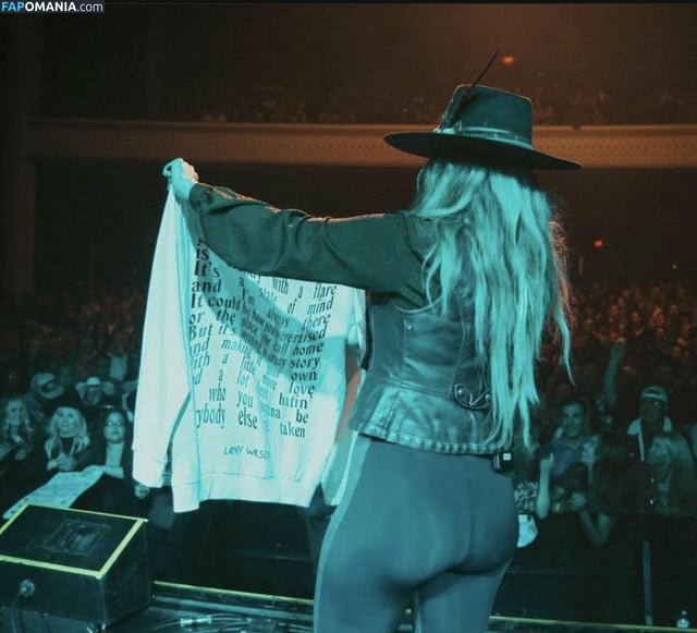 Lainey Wilson / laineywilsonmusic Çıplak OnlyFans  Sızdırılmış Fotoğraf #1