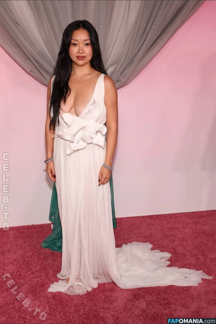 Lana Condor / https: / lanacondor Çıplak OnlyFans  Sızdırılmış Fotoğraf #4