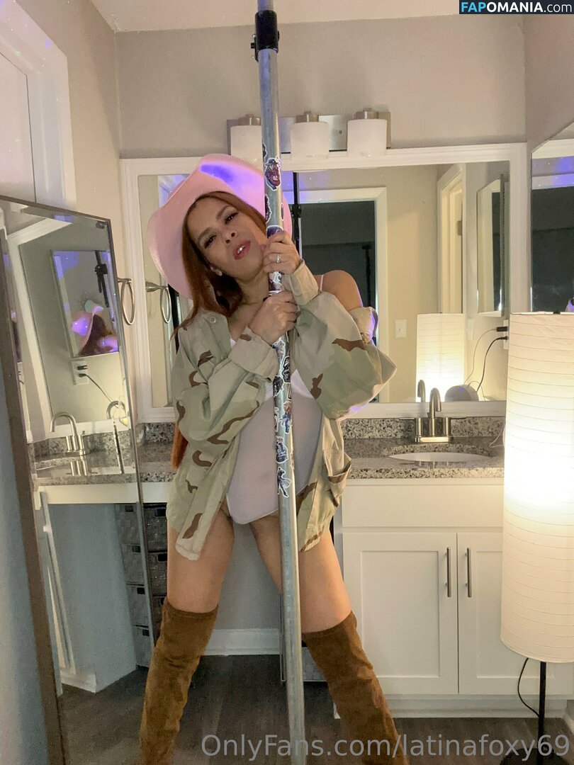 fnaffoxy69 / latinafoxy69 Çıplak OnlyFans  Sızdırılmış Fotoğraf #11