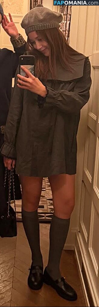 Laufey Lin / laufey Çıplak OnlyFans  Sızdırılmış Fotoğraf #146