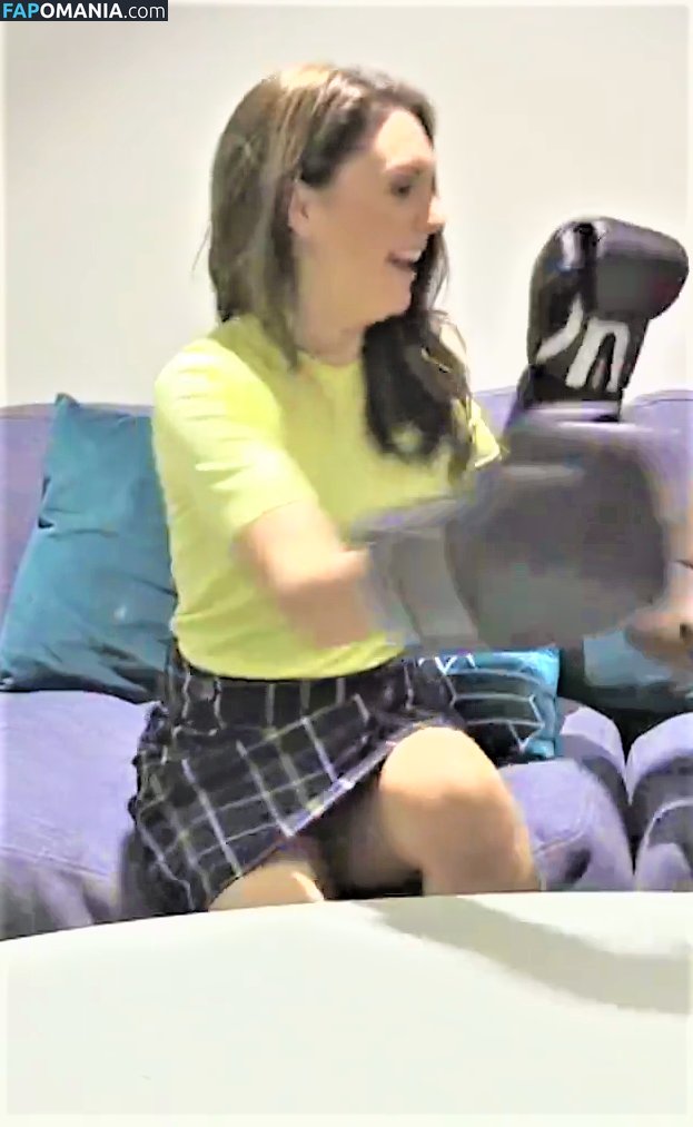 Laura Tobin Çıplak OnlyFans  Sızdırılmış Fotoğraf #11