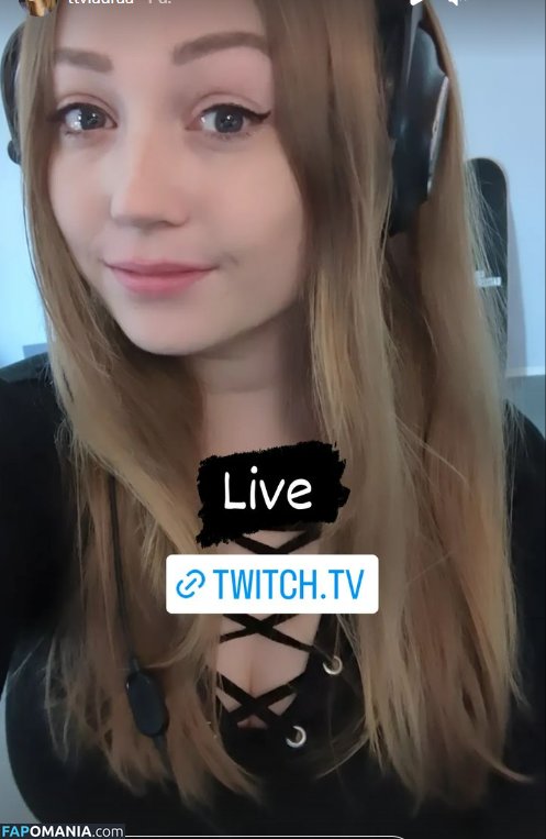 Lauraa / infamous-albino / lauraa.gy / yourxgirlxnextdoor Çıplak OnlyFans  Sızdırılmış Fotoğraf #6