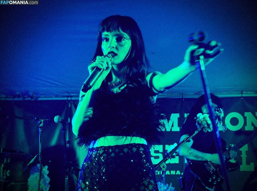 Lauren Mayberry / laurenevemayberry Çıplak OnlyFans  Sızdırılmış Fotoğraf #233