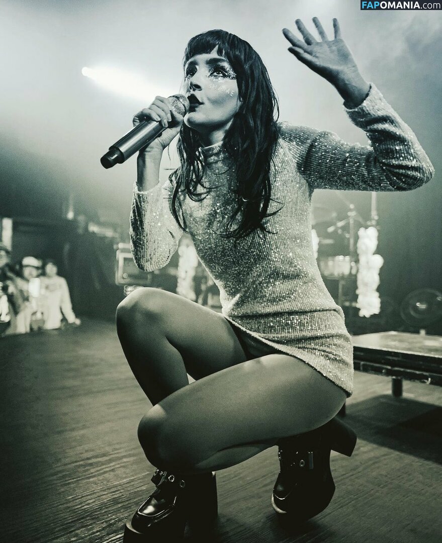 Lauren Mayberry / laurenevemayberry Çıplak OnlyFans  Sızdırılmış Fotoğraf #435