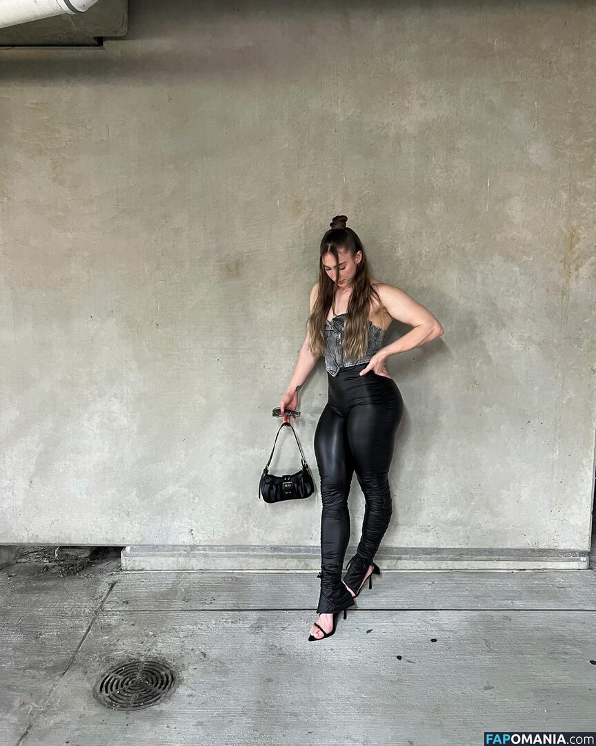 Lauren Rawls / cptlaurenfit Çıplak OnlyFans  Sızdırılmış Fotoğraf #1