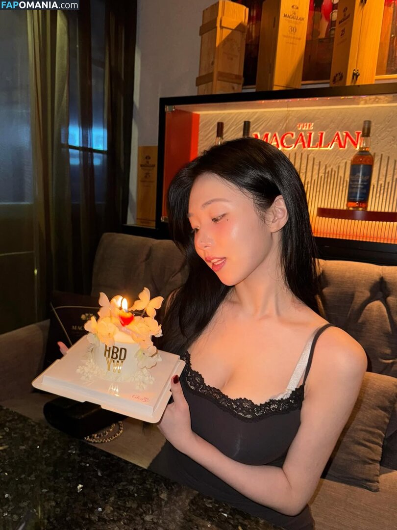 Lee Yeon-woo / yeonwooahh / yonu1201 / 이연우 | Yonu Kuro | yonu_kuro Çıplak OnlyFans  Sızdırılmış Fotoğraf #2