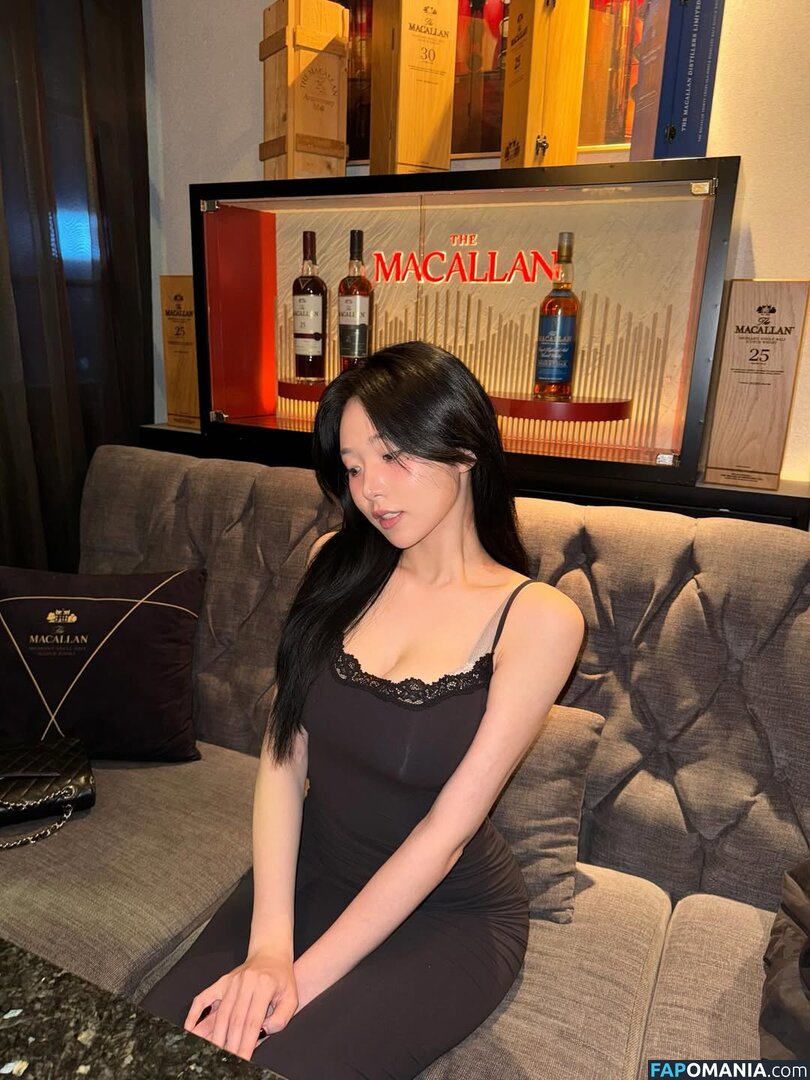 Lee Yeon-woo / yeonwooahh / yonu1201 / 이연우 | Yonu Kuro | yonu_kuro Çıplak OnlyFans  Sızdırılmış Fotoğraf #5