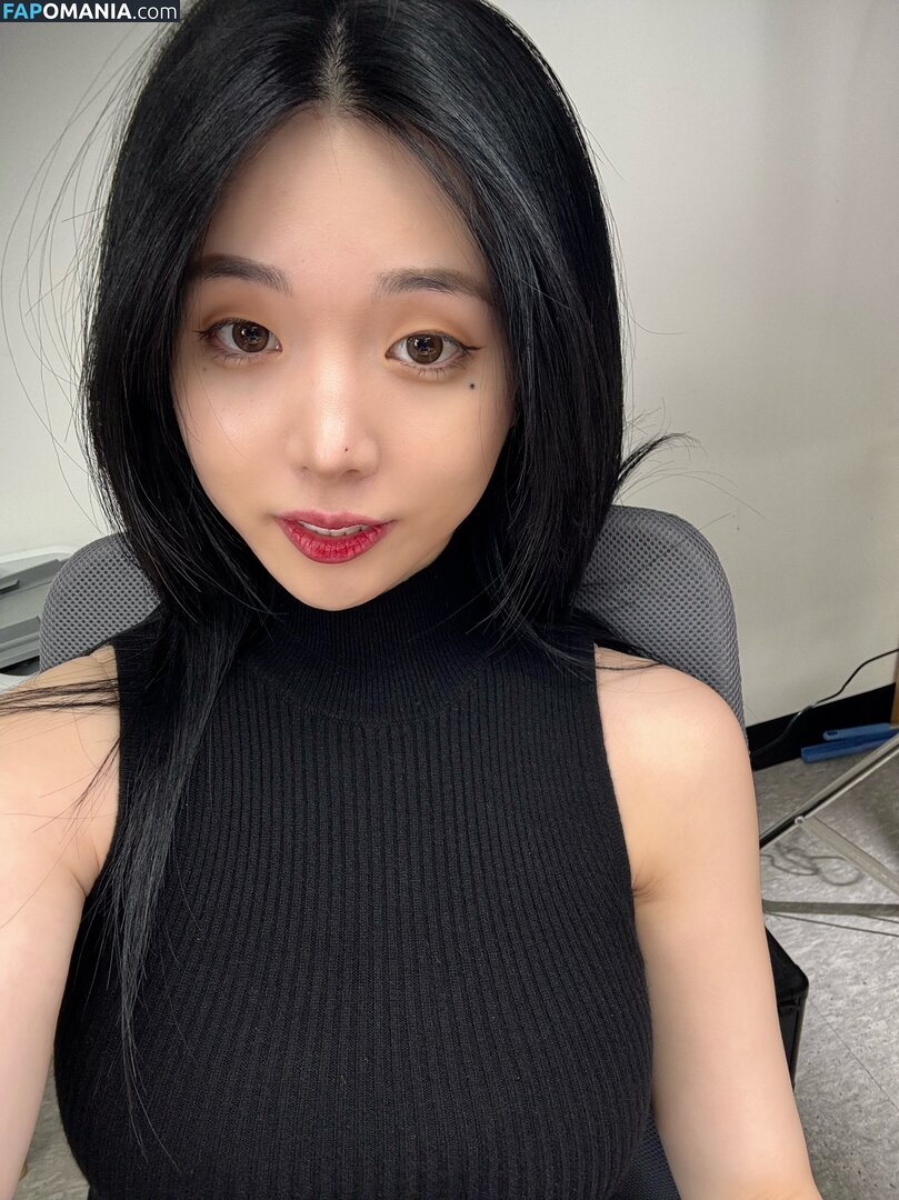 Lee Yeonwoo / yeonwooahh / 이연우 Çıplak OnlyFans  Sızdırılmış Fotoğraf #32