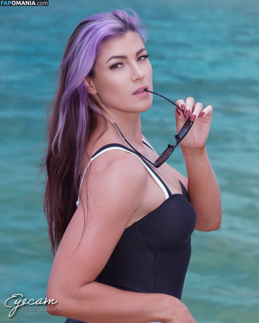 Lena Kross / lena_kross Çıplak OnlyFans  Sızdırılmış Fotoğraf #4