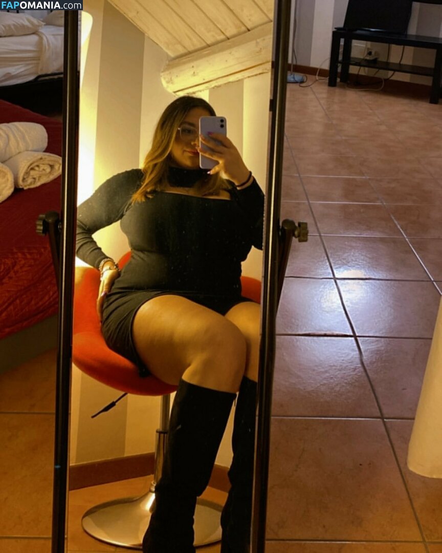 Letizia Scrivani / iam7lele29 Çıplak OnlyFans  Sızdırılmış Fotoğraf #24