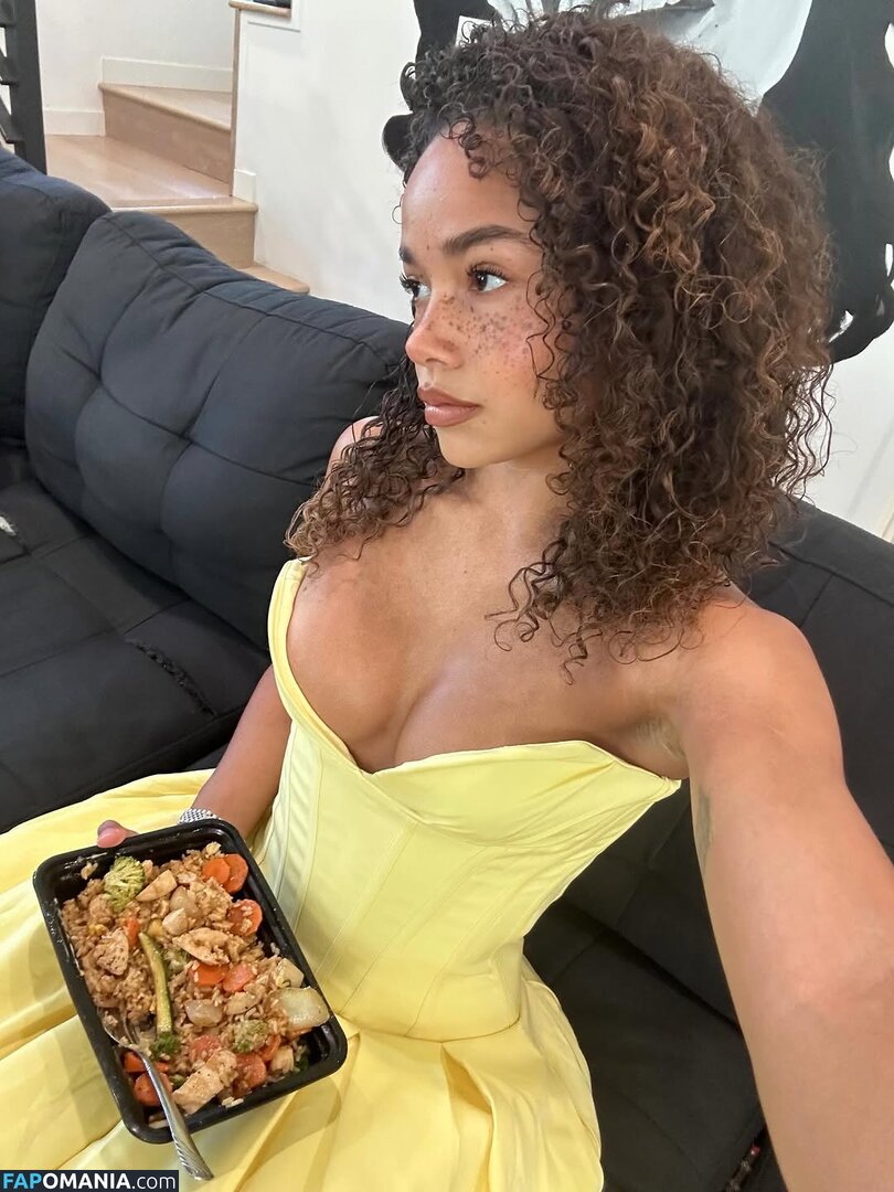 Liana Maria / lianamariaofficial Çıplak OnlyFans  Sızdırılmış Fotoğraf #8
