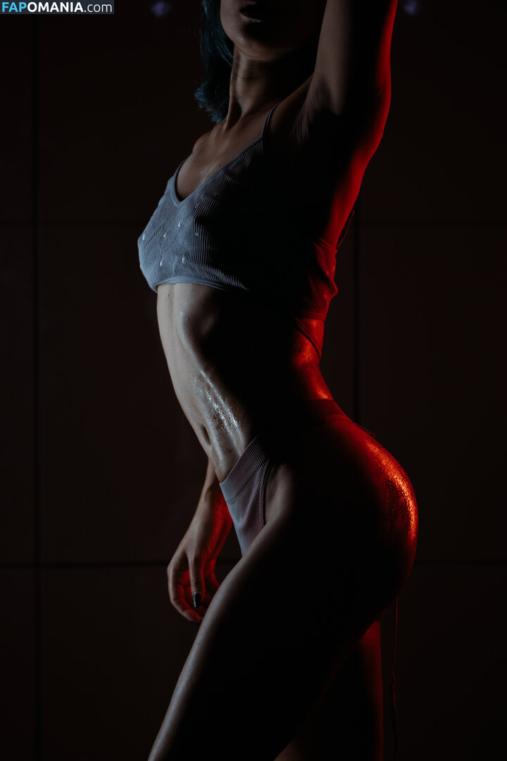 Lil90 / Lily_uv Çıplak OnlyFans  Sızdırılmış Fotoğraf #6