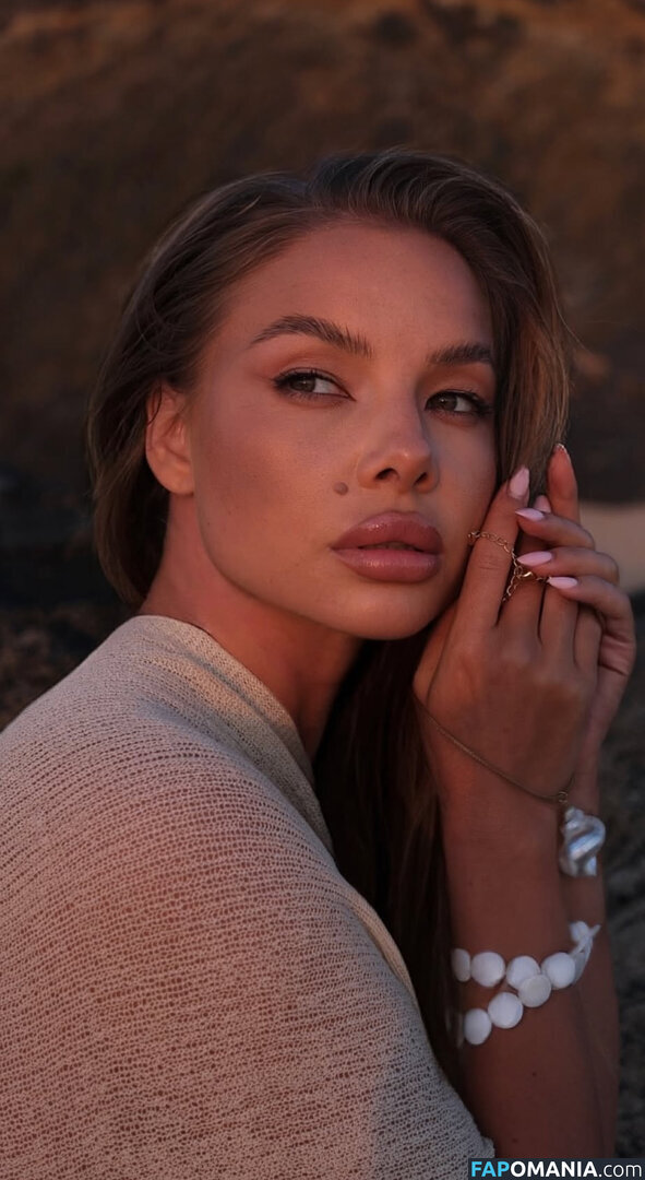 Liliya Hanusevich / han.liliya / liliya.han Çıplak OnlyFans  Sızdırılmış Fotoğraf #20