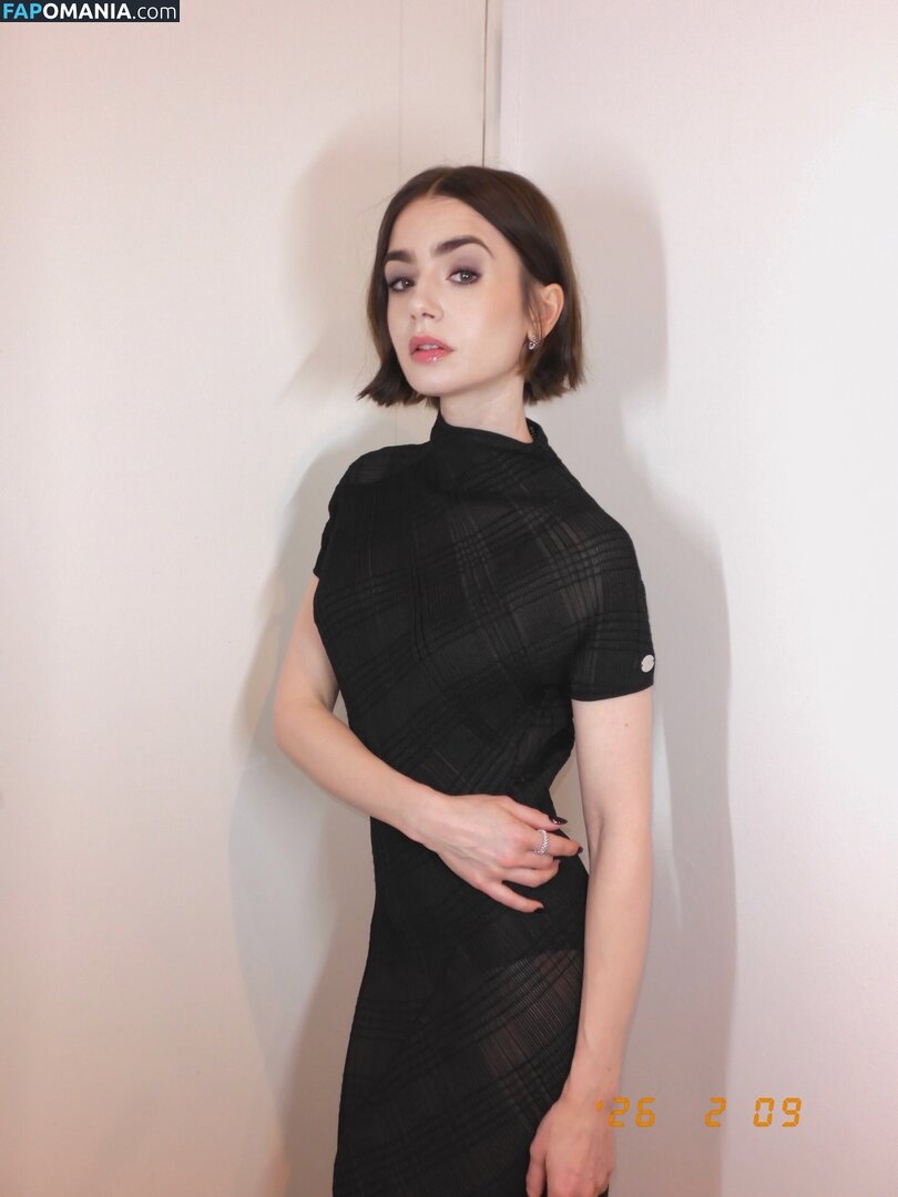 Lily Collins / lily_collins / lilyjcollins Çıplak OnlyFans  Sızdırılmış Fotoğraf #505