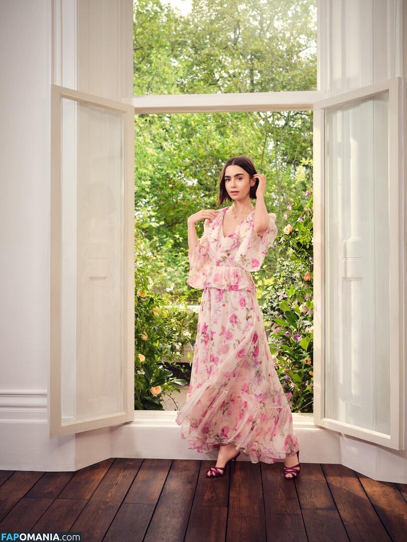 Lily Collins / lily_collins / lilyjcollins Çıplak OnlyFans  Sızdırılmış Fotoğraf #538