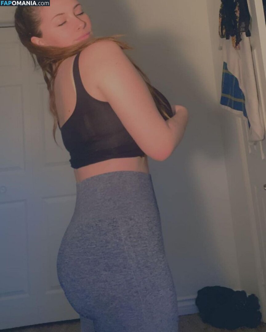 Lily P / lillypulitzer / lilyprosse Çıplak OnlyFans  Sızdırılmış Fotoğraf #10