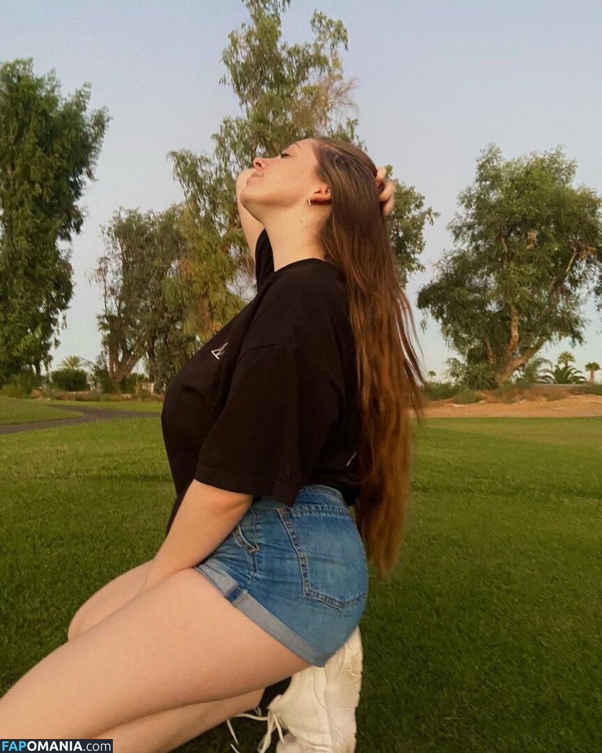Lily P / lillypulitzer / lilyprosse Çıplak OnlyFans  Sızdırılmış Fotoğraf #18