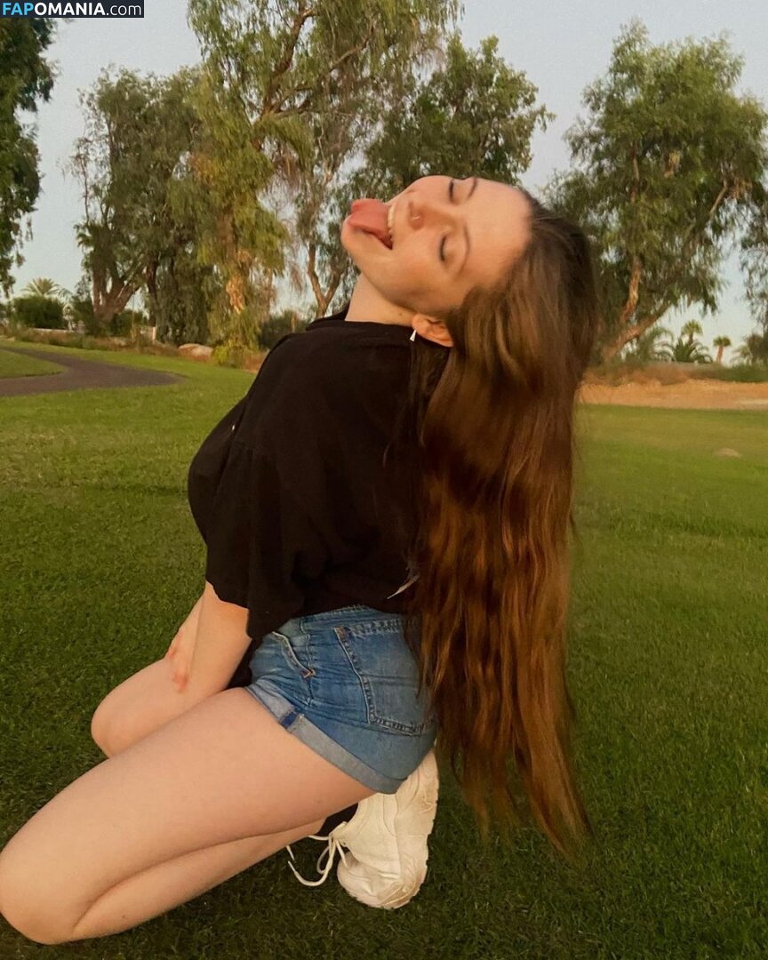 Lily P / lillypulitzer / lilyprosse Çıplak OnlyFans  Sızdırılmış Fotoğraf #20