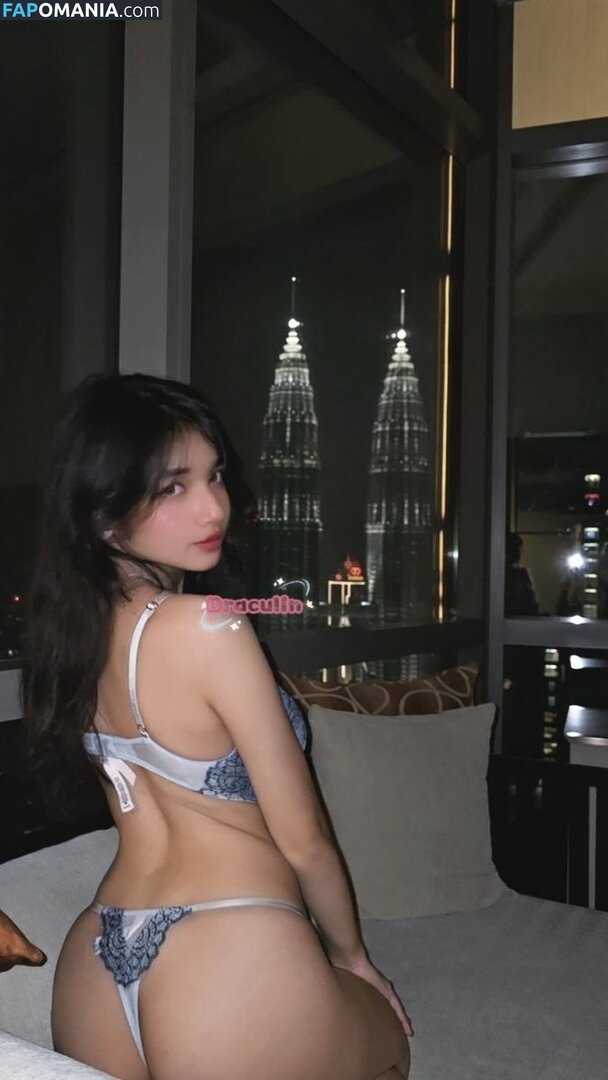 Lin Van Elsen Çıplak OnlyFans  Sızdırılmış Fotoğraf #3