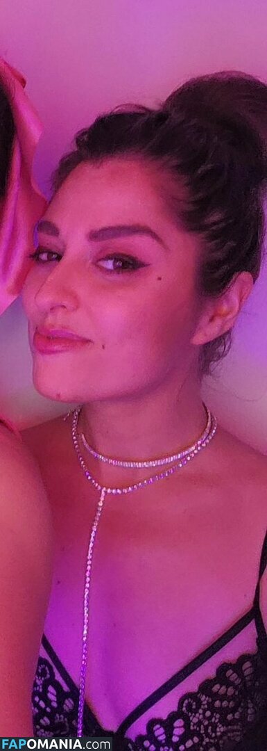 Lisa Marie Zellmer / ravenskye__ Çıplak OnlyFans  Sızdırılmış Fotoğraf #1