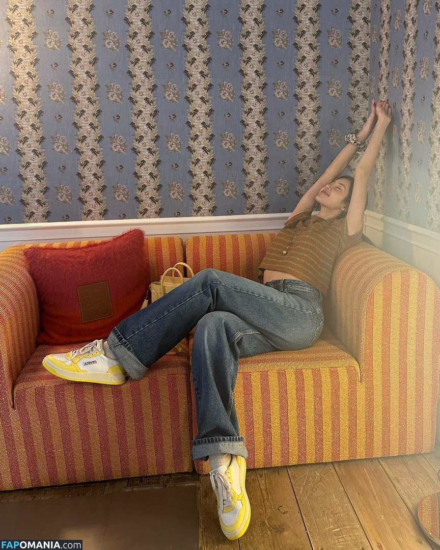 Blackpink / Lisa / lalalalisa_m / lisaamane Çıplak OnlyFans  Sızdırılmış Fotoğraf #12