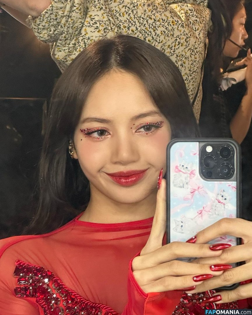 Blackpink / Lisa / lalalalisa_m / lisaamane Çıplak OnlyFans  Sızdırılmış Fotoğraf #18