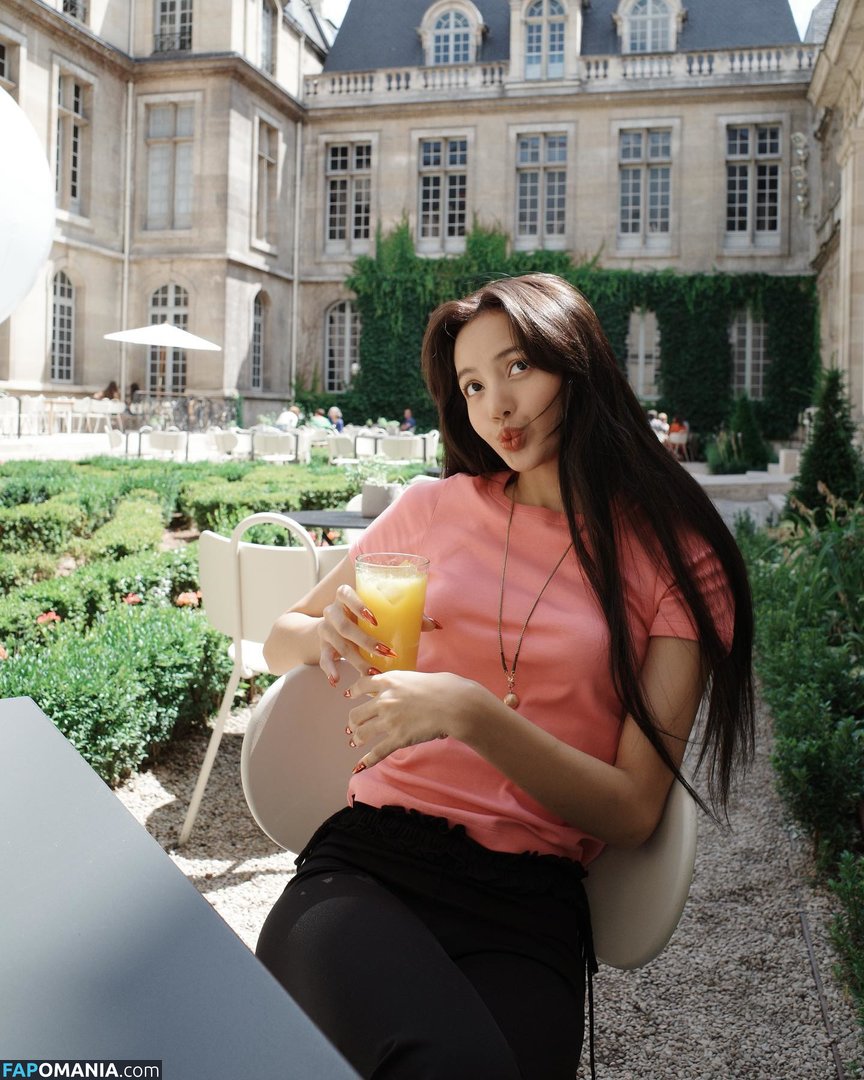 Blackpink / Lisa / lalalalisa_m / lisaamane Çıplak OnlyFans  Sızdırılmış Fotoğraf #41