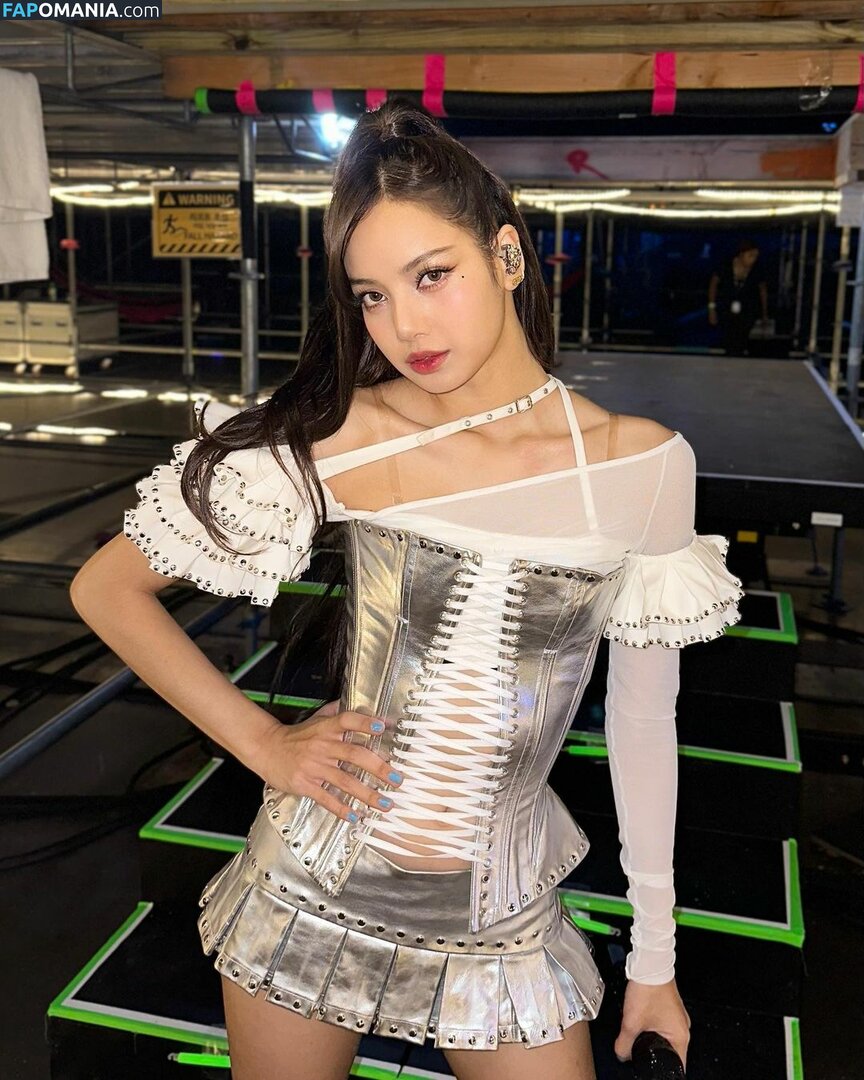 Blackpink / Lisa / lalalalisa_m / lisaamane Çıplak OnlyFans  Sızdırılmış Fotoğraf #85