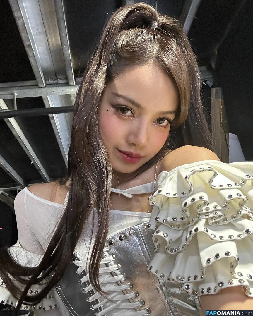Blackpink / Lisa / lalalalisa_m / lisaamane Çıplak OnlyFans  Sızdırılmış Fotoğraf #86