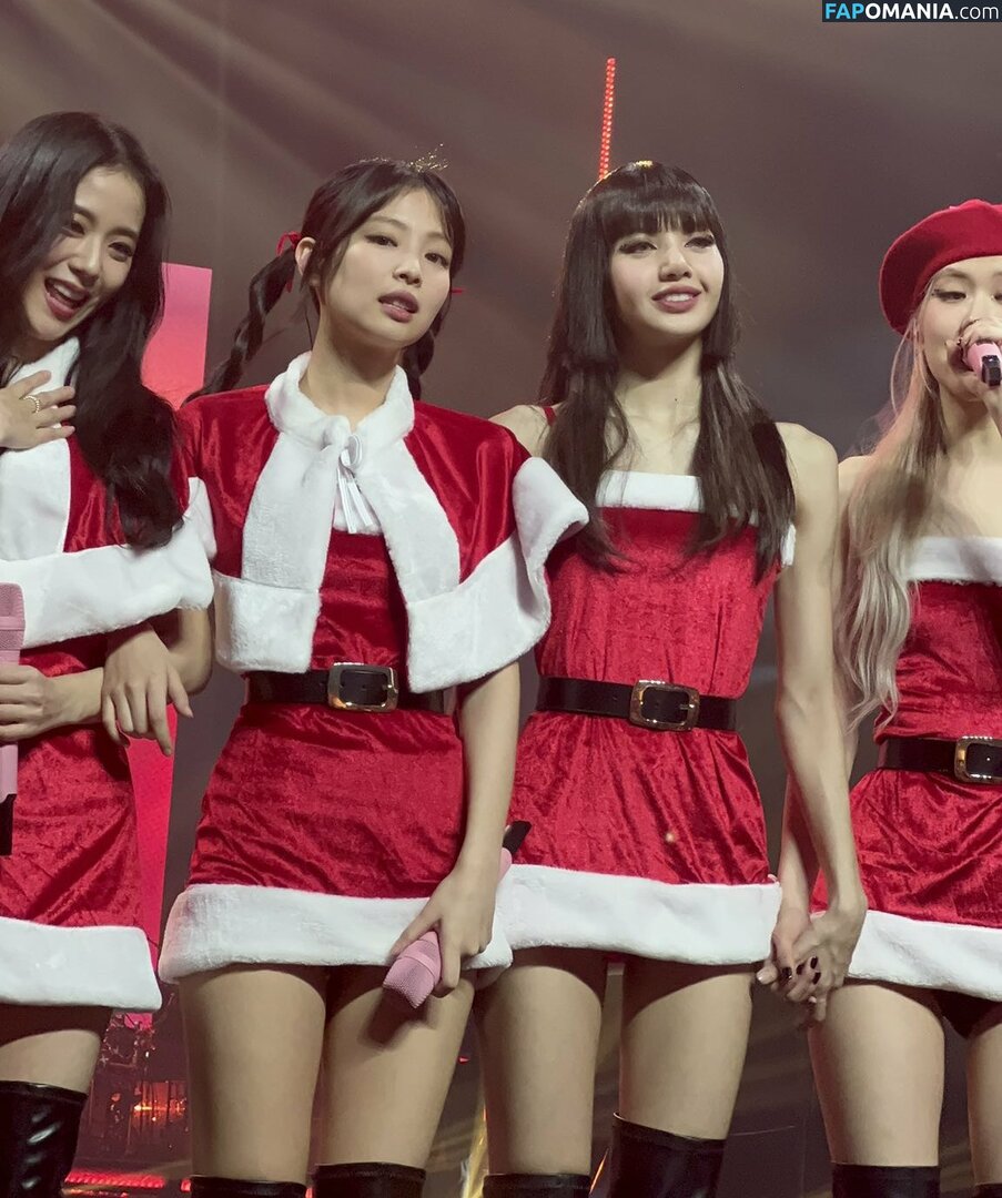 Blackpink / Lisa / lalalalisa_m / lisaamane Çıplak OnlyFans  Sızdırılmış Fotoğraf #113