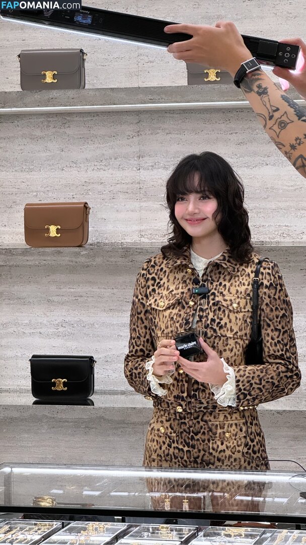 Blackpink / Lisa / lalalalisa_m / lisaamane Çıplak OnlyFans  Sızdırılmış Fotoğraf #243