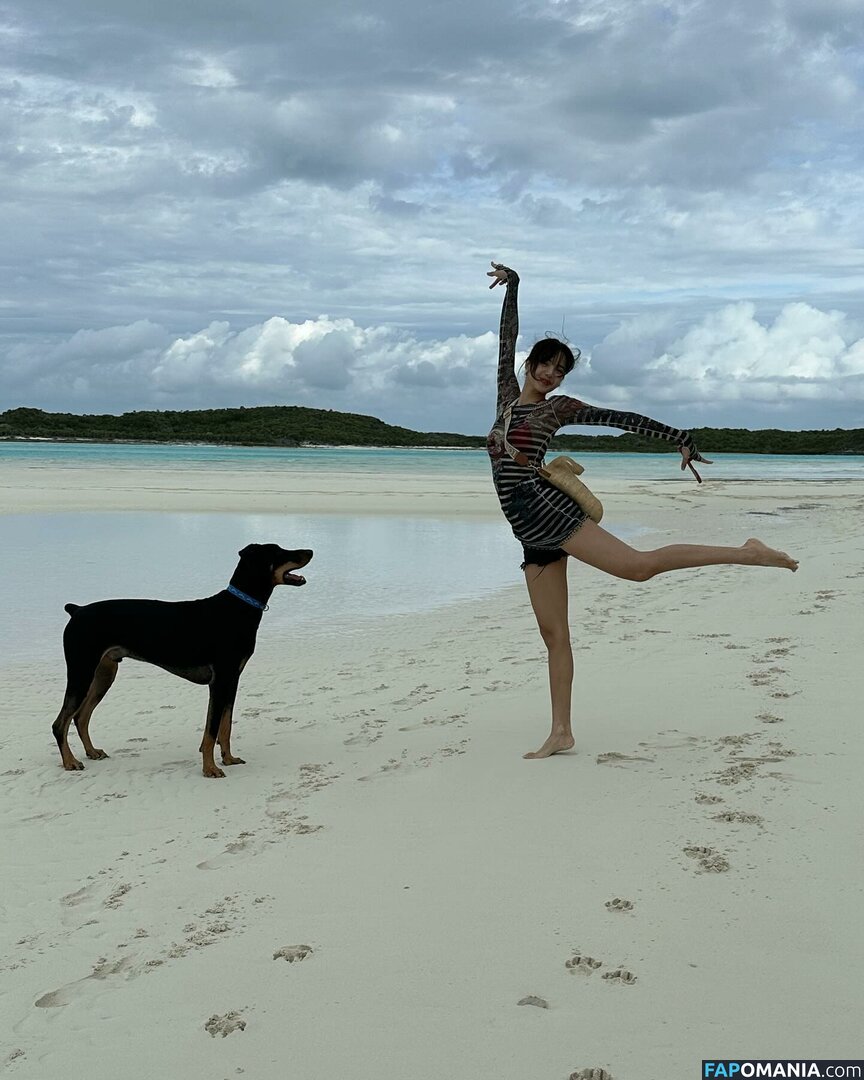 Blackpink / Lisa / lalalalisa_m / lisaamane Çıplak OnlyFans  Sızdırılmış Fotoğraf #286