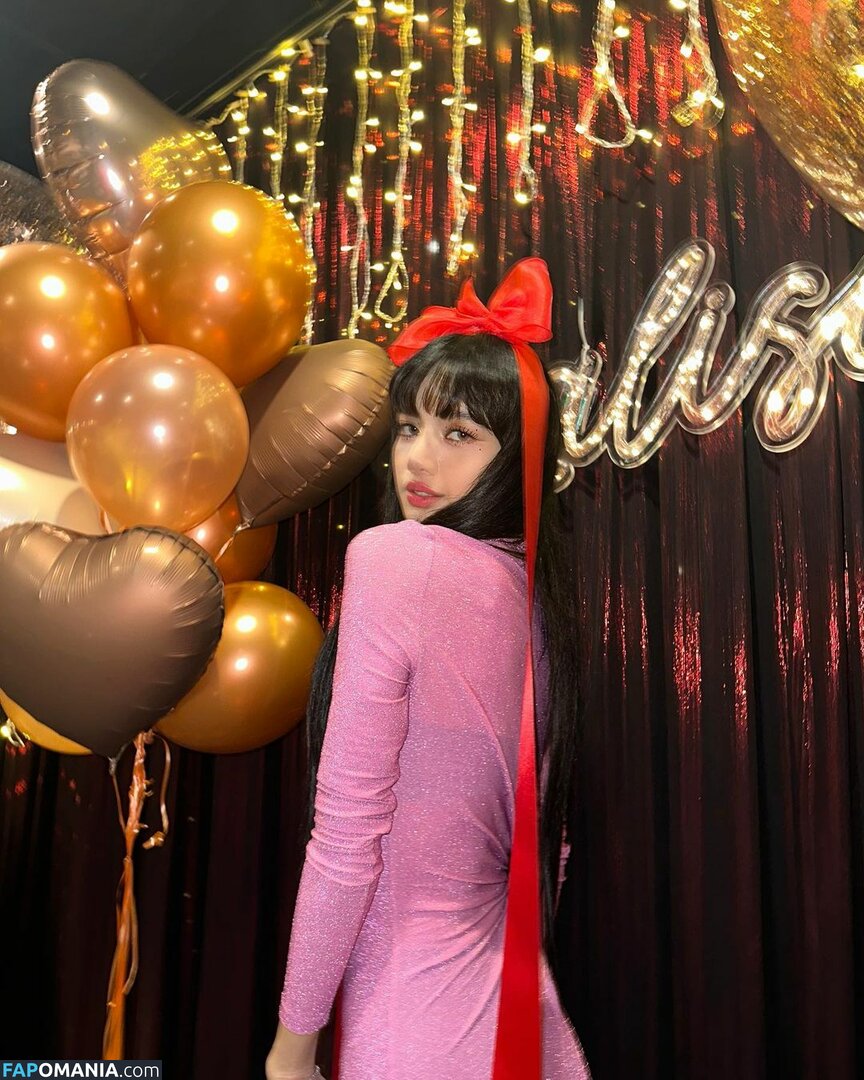 Blackpink / Lisa / lalalalisa_m / lisaamane Çıplak OnlyFans  Sızdırılmış Fotoğraf #378