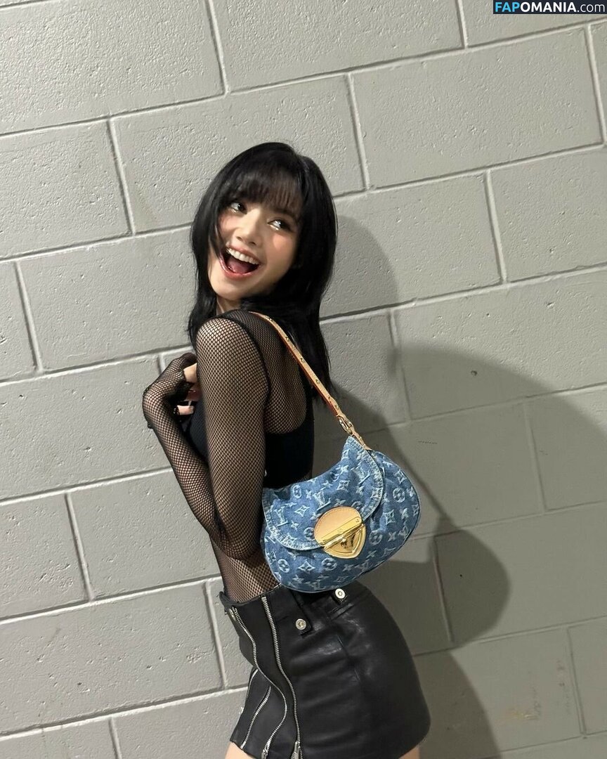 Blackpink / Lisa / lalalalisa_m / lisaamane Çıplak OnlyFans  Sızdırılmış Fotoğraf #412