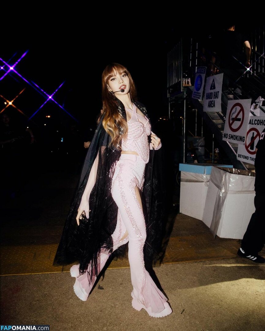 Blackpink / Lisa / lalalalisa_m / lisaamane Çıplak OnlyFans  Sızdırılmış Fotoğraf #461