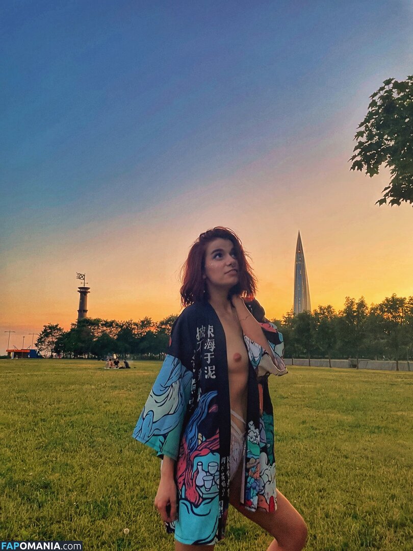 Little Satana / little.satana / s.satana_666 / tomnaya_satana Çıplak OnlyFans  Sızdırılmış Fotoğraf #28