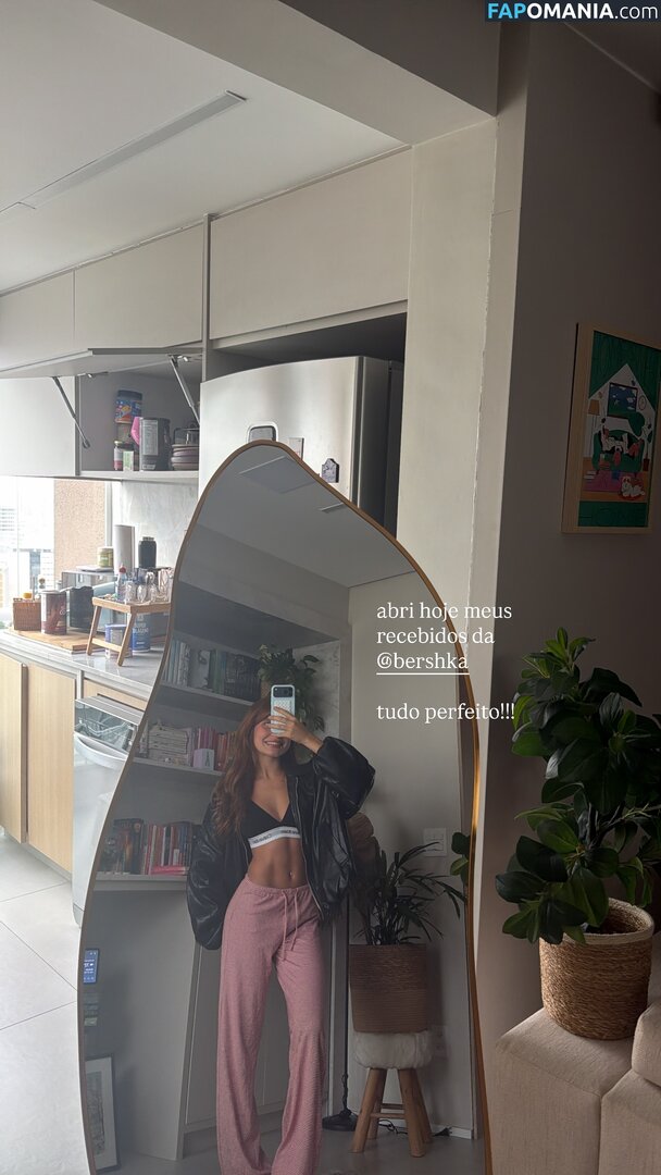 Liv Resenhas / livresenhas / livssecretlifefree Çıplak OnlyFans  Sızdırılmış Fotoğraf #1
