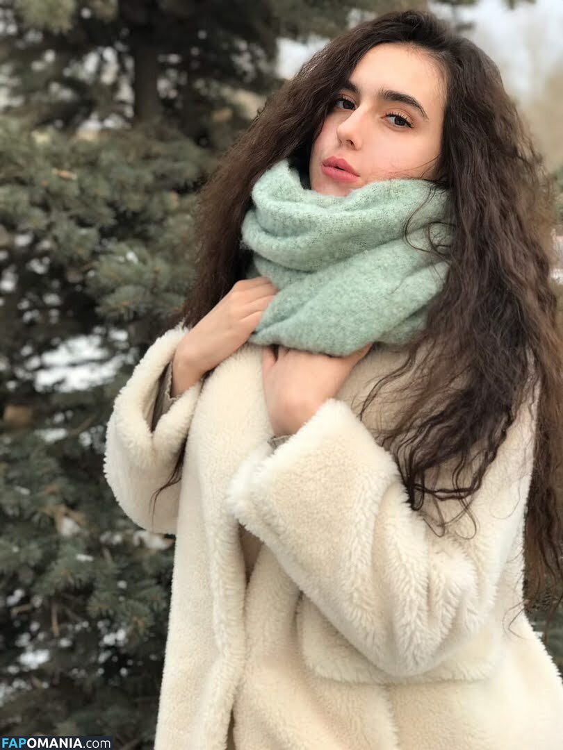 Lizzi69 / lizablack69 / maltseva693 / u127767299 Çıplak OnlyFans  Sızdırılmış Fotoğraf #10