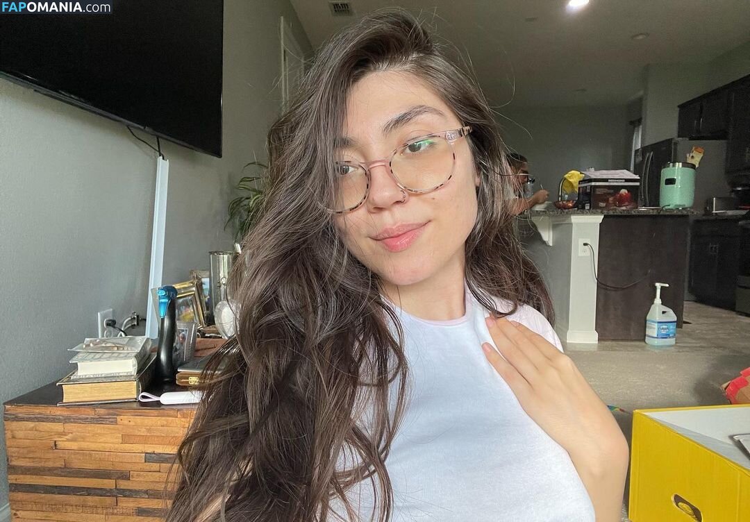 Gabby / Lofiluvasmr Çıplak OnlyFans  Sızdırılmış Fotoğraf #3