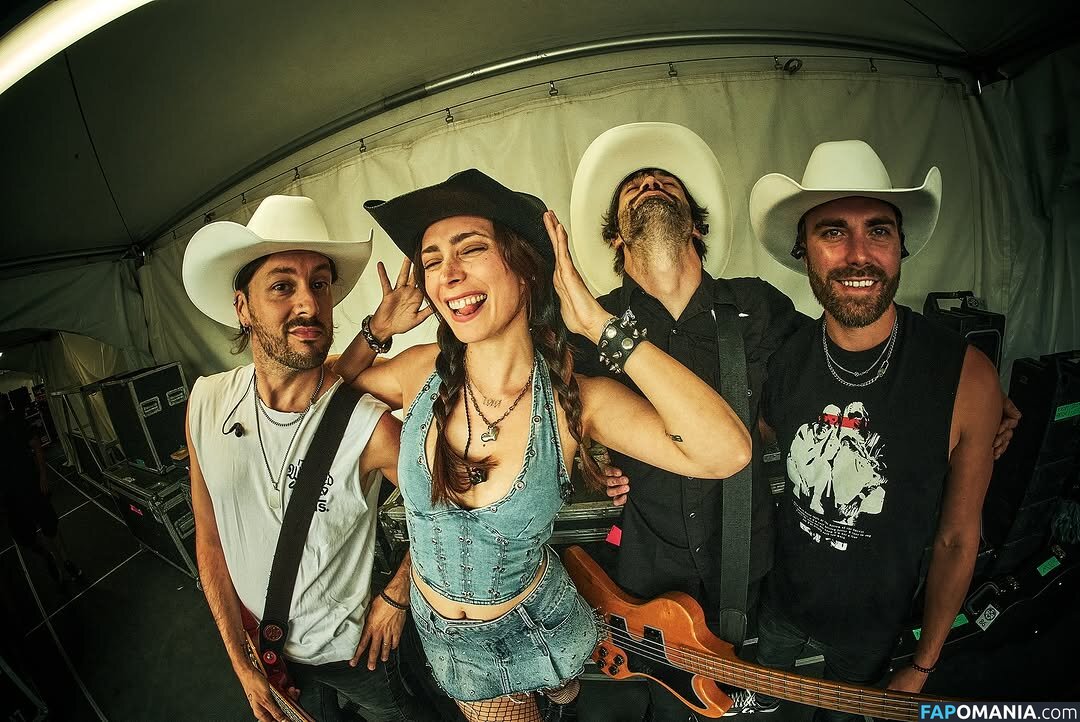 Lølø / lolo Çıplak OnlyFans  Sızdırılmış Fotoğraf #302