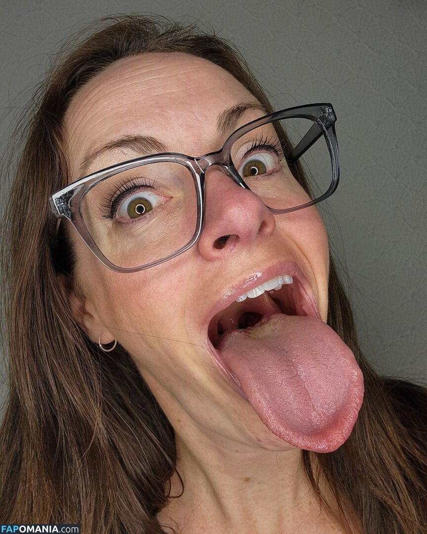 Long Tongue Fetish / _longtonguelewis / diqueentongue / longtonguelewis Çıplak OnlyFans  Sızdırılmış Fotoğraf #312