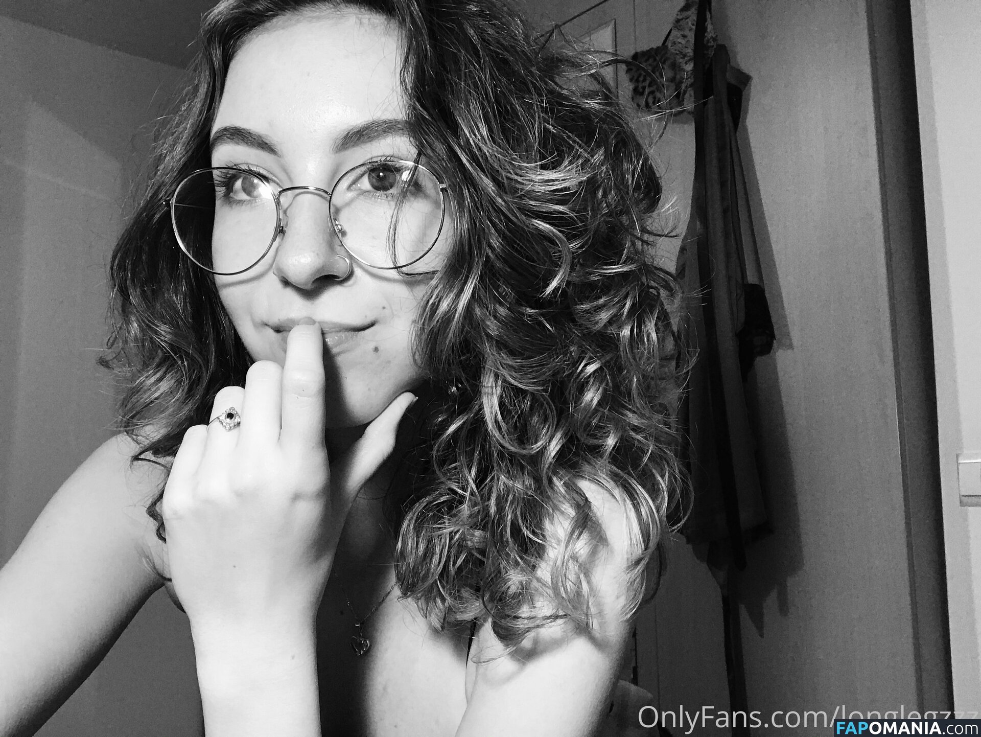 Longlegzzz / long-legzzz / nonkuh_mtshali Çıplak OnlyFans  Sızdırılmış Fotoğraf #11