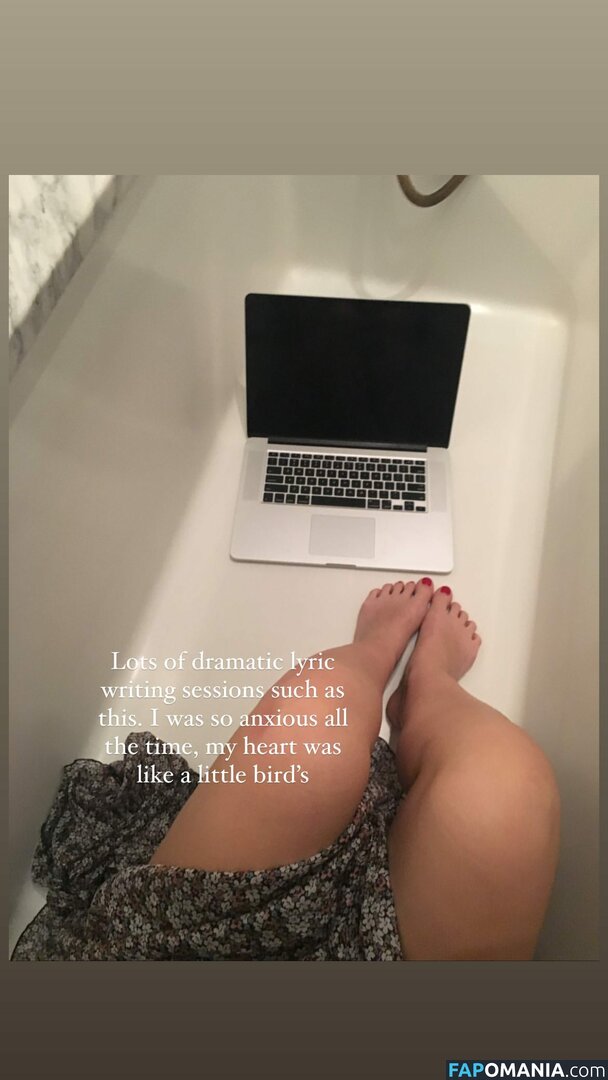 Lorde Çıplak OnlyFans  Sızdırılmış Fotoğraf #3