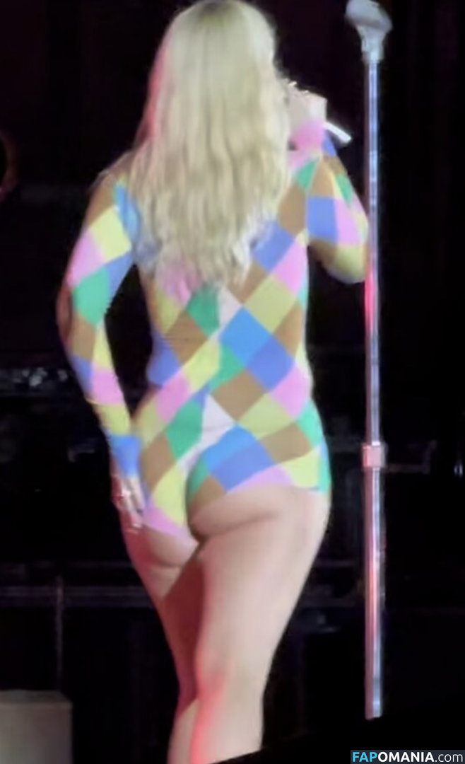 Lorde Çıplak OnlyFans  Sızdırılmış Fotoğraf #10