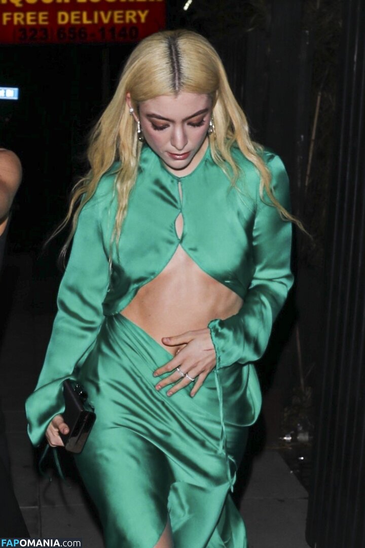 Lorde Çıplak OnlyFans  Sızdırılmış Fotoğraf #30