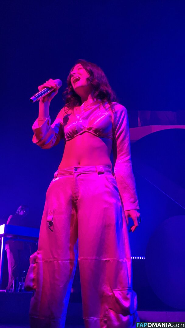 Lorde Çıplak OnlyFans  Sızdırılmış Fotoğraf #65